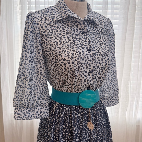 Vintage Dresses & Skirts - Vintage 70s Lynn Davies Dress